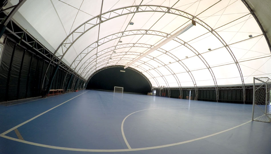 Copri Scopri tensostruttura per attività sportive a Borgo San Lorenzo